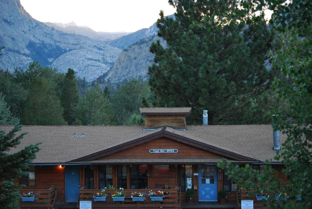 Lodge June Villager *